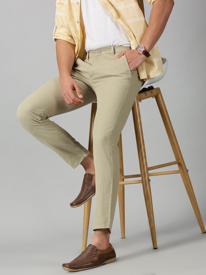 Buy INTUNE Khaki Khaki Solid Twill Peach Slim Fit Stretch Cotton Trousers |  Shoppers Stop